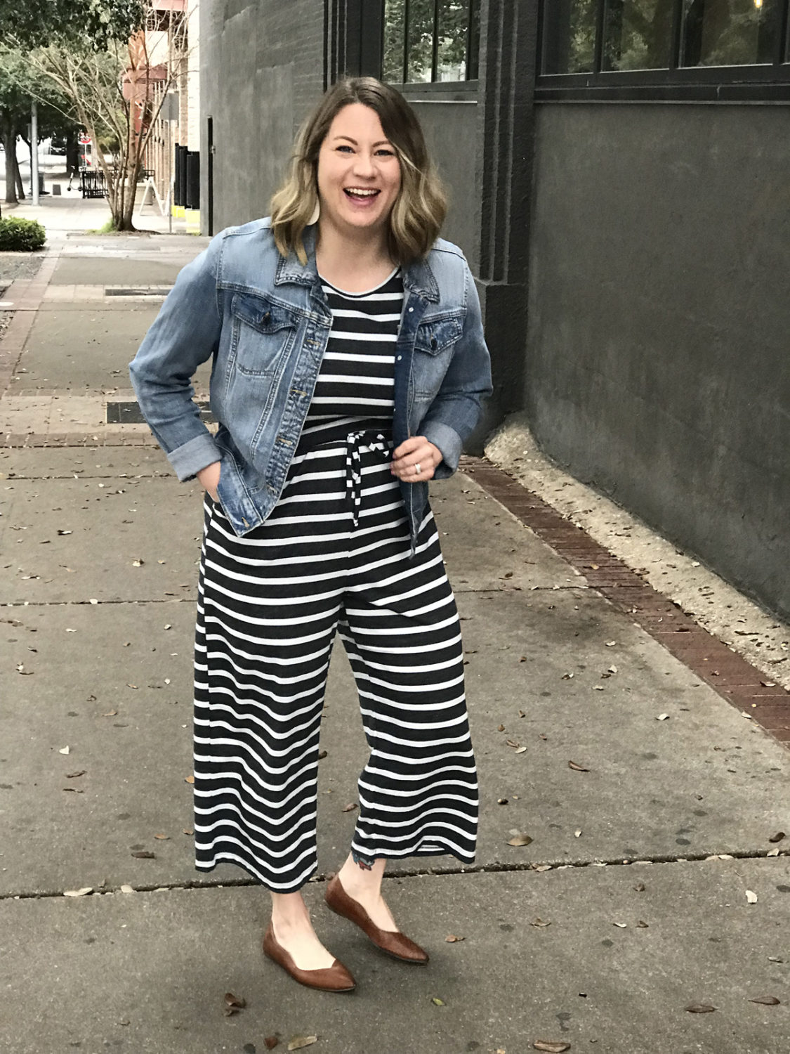 Three easy outfits for a blogging conference! Casual outfits for moms, women, and women business owners. Everyday outfits for women.