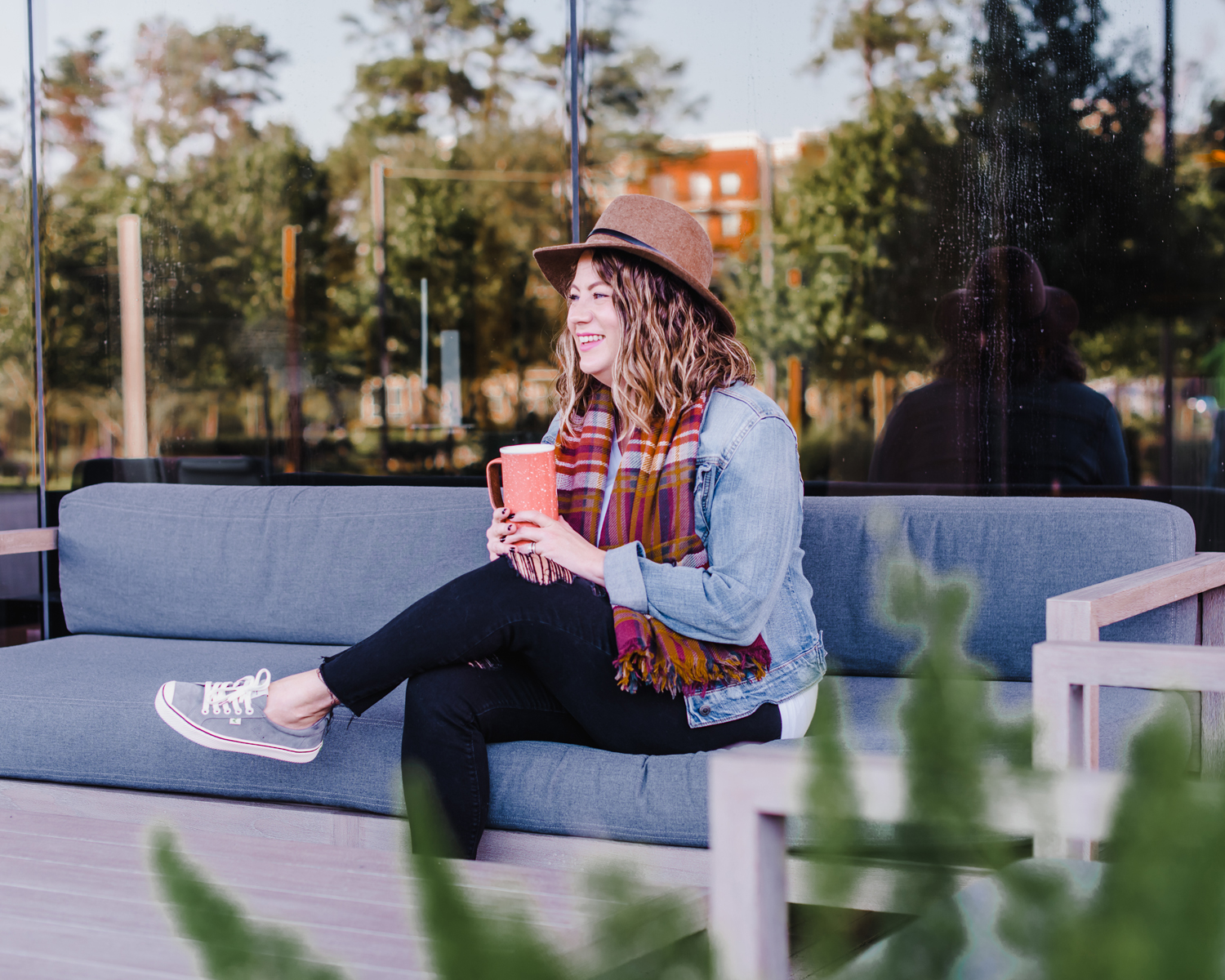 fall inspired outfit with CARIUMA sneakers