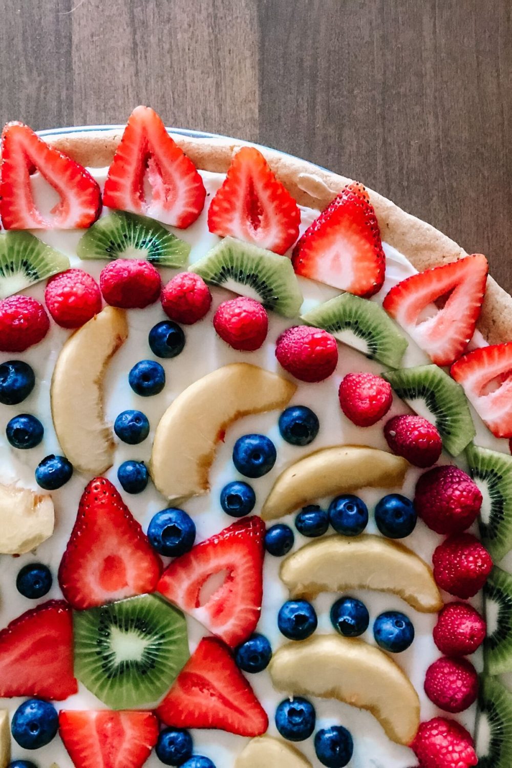 The Best Fruit Pizza